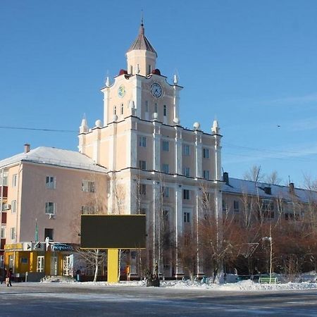 2 Комнатная Квартира Центр Города Костанай ภายนอก รูปภาพ